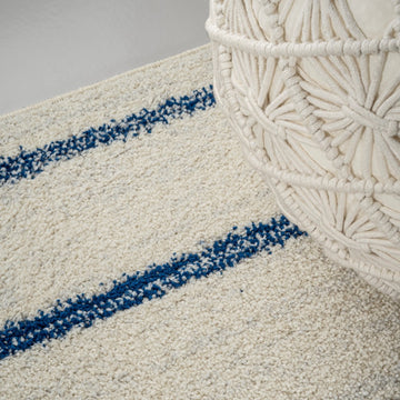 Williamsburg Minimalist Stripe Area Rug